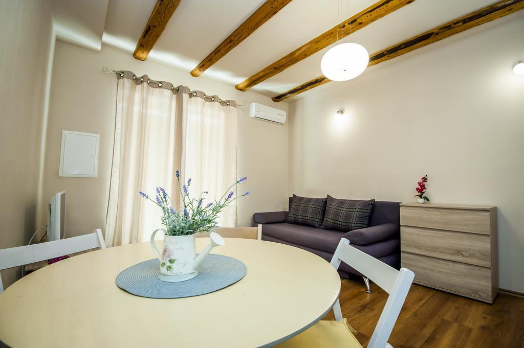 Sebenicum Apartment *