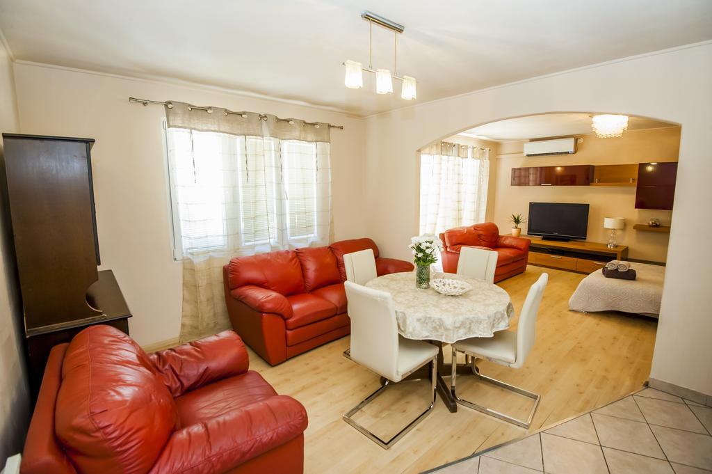 Sebenicum Apartment *